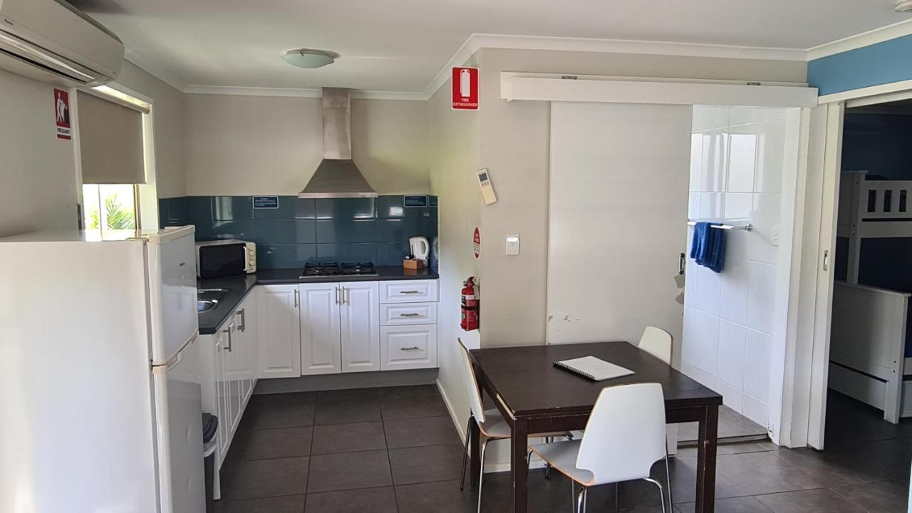 Banana Coast Caravan Park คอฟฟ์ฮาร์เบอร์ ภายนอก รูปภาพ