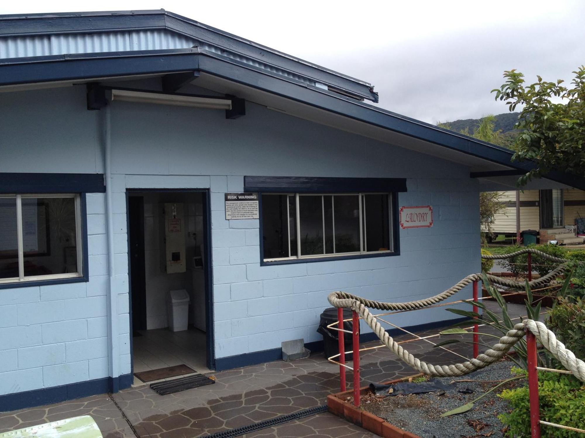 Banana Coast Caravan Park คอฟฟ์ฮาร์เบอร์ ภายนอก รูปภาพ