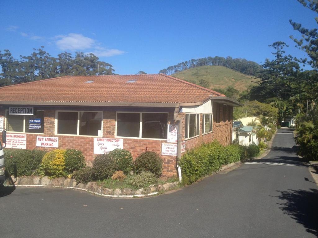 Banana Coast Caravan Park คอฟฟ์ฮาร์เบอร์ ภายนอก รูปภาพ